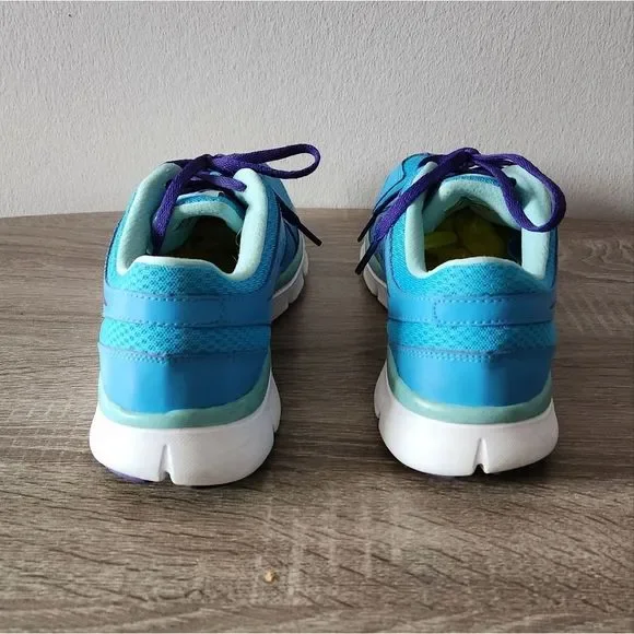 Nike Sneakers - Picture 3 of 5